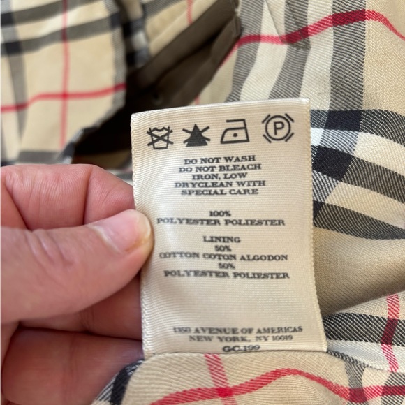 Men’s Burberry trench coat - Picture 10 of 11